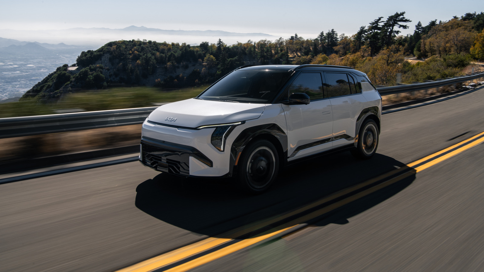 Kia ประกาศราคา EV3 ในสหรัฐฯ เริ่มที่ $29,450