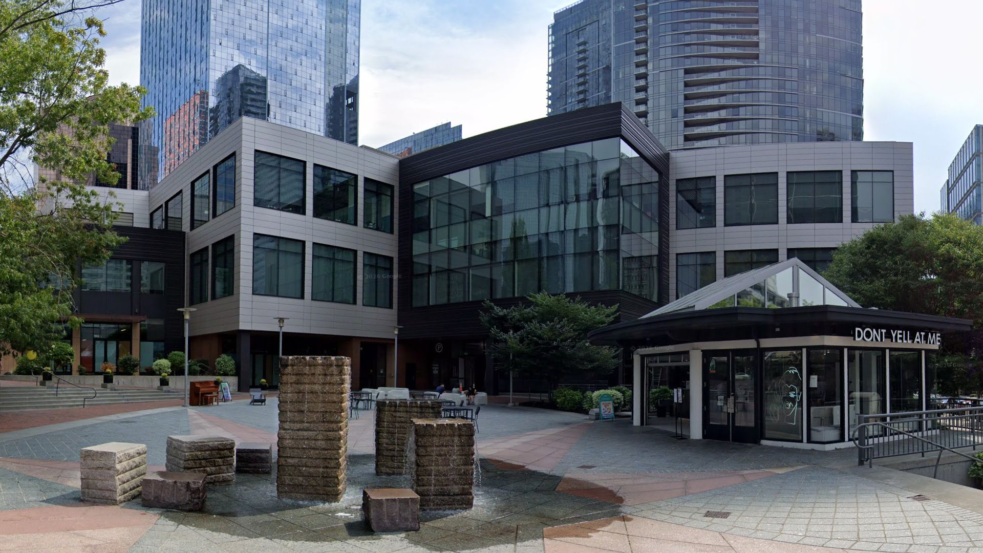 Bungie หาพันธมิตร sublease สำนักงานใหญ่ 211,000 ตร.ฟ. ที่ Bellevue