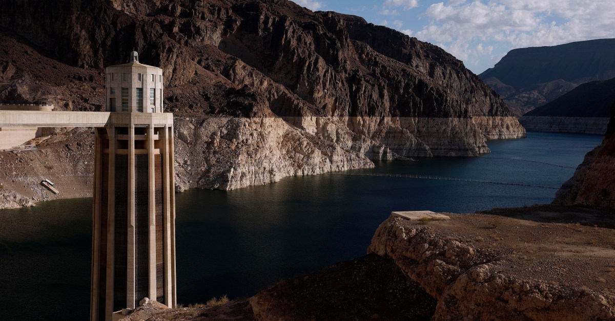 น้ำจาก Colorado River แห้งลง กดดันการขยายโรงงานชิปใน Arizona