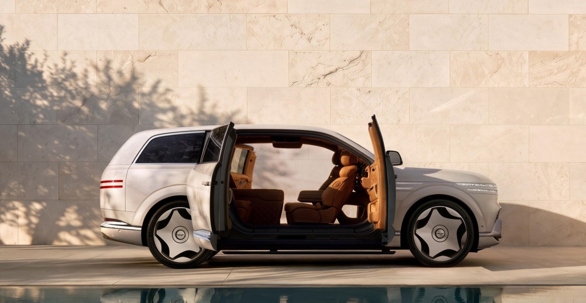 Genesis GV90: SUV EV สามแถวกับ coach-style doors และเบาะหมุน 180°
