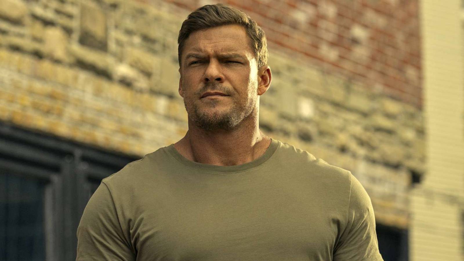 10 ผลงานเด่นของ Alan Ritchson หลัง Reacher season 4 จบ