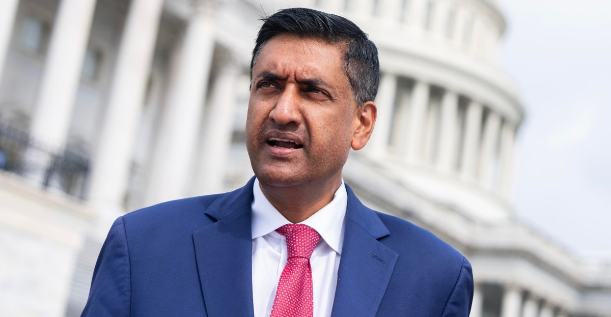Ro Khanna ขอเอกสารจากบริษัท AI จีน-สหรัฐ เพิ่มแรงกดดันเรื่องความปลอดภัย