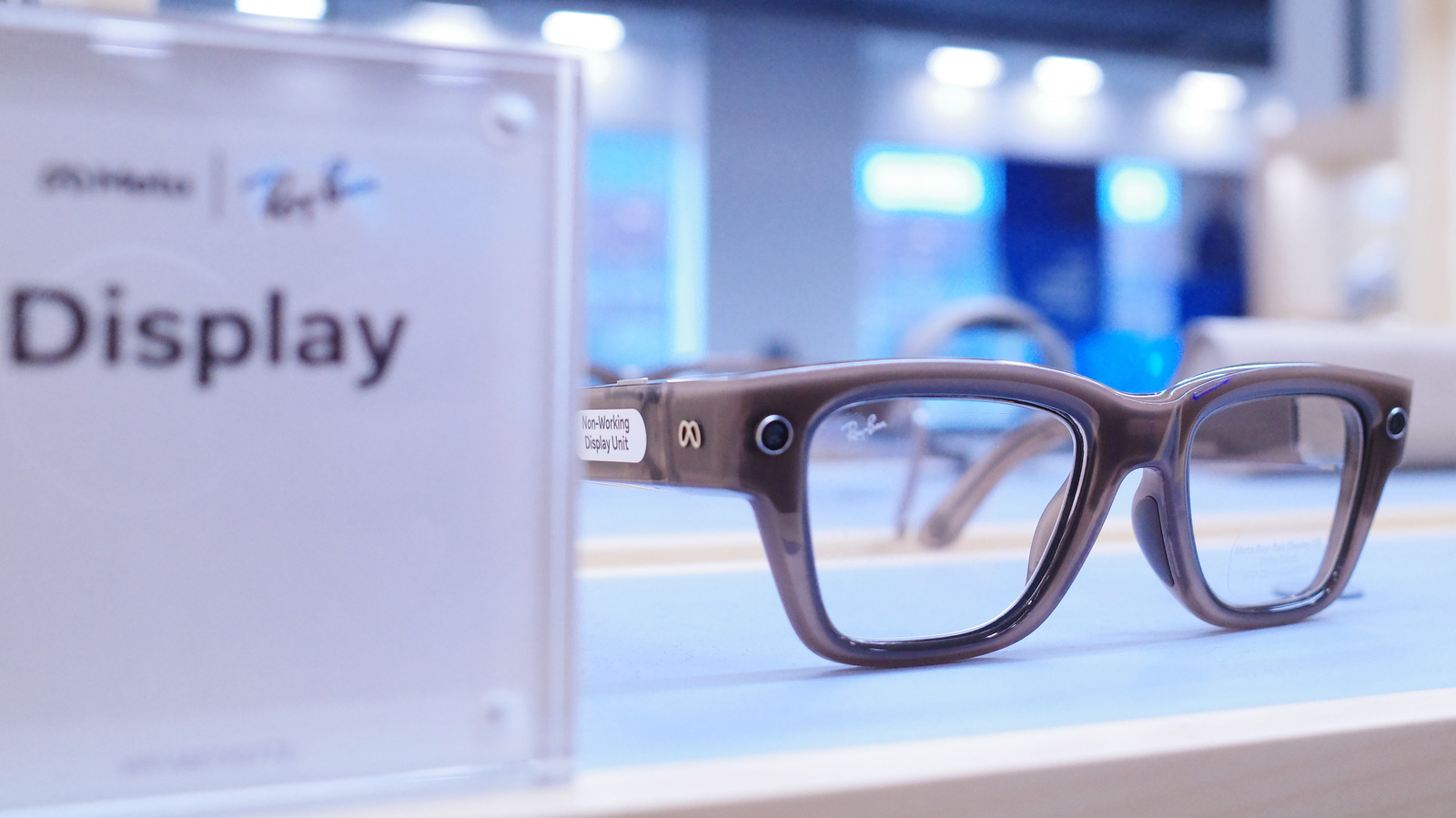 วิธีใช้ Meta Display ขณะขับรถ: เปิด Audio Only ปิดหน้าจอลดรบกวน